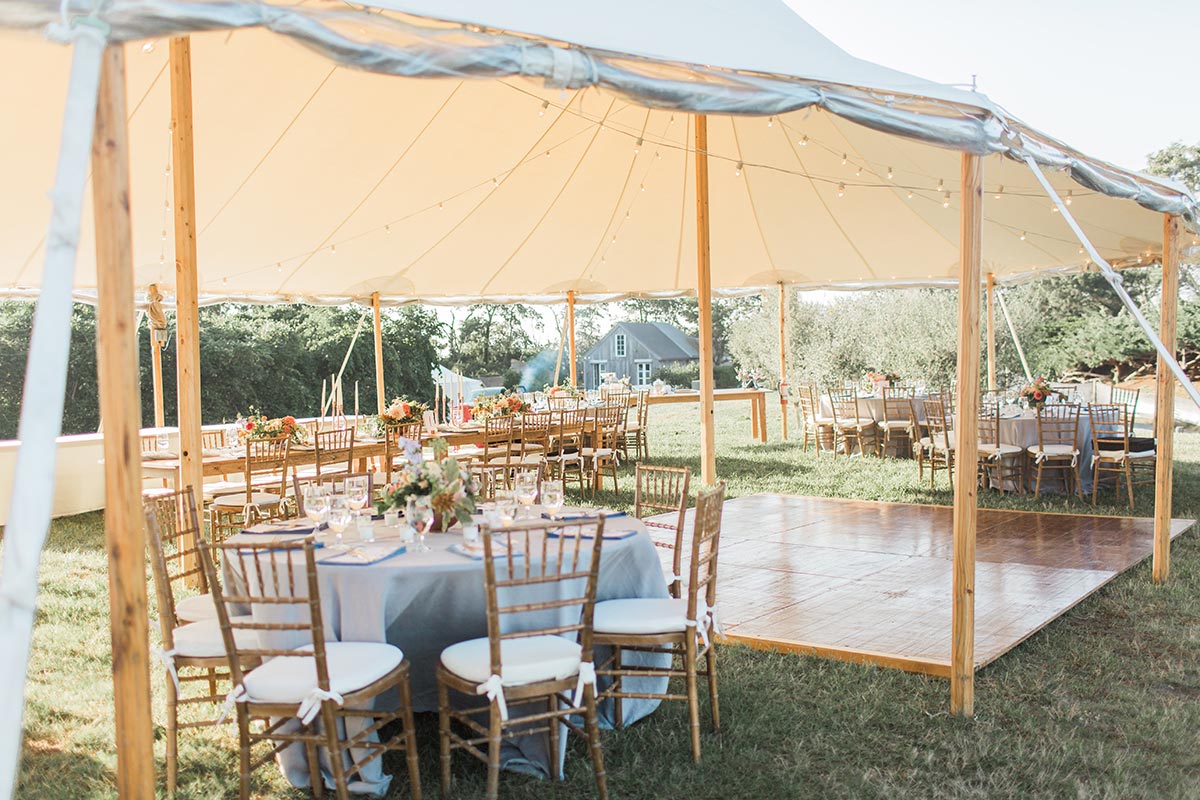 Sperry Tents Marion | Cape Cod Wedding | Meredith Jane Photography